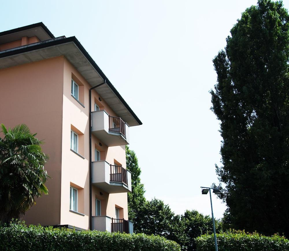 Hotel Visconti Melzo Eksteriør billede