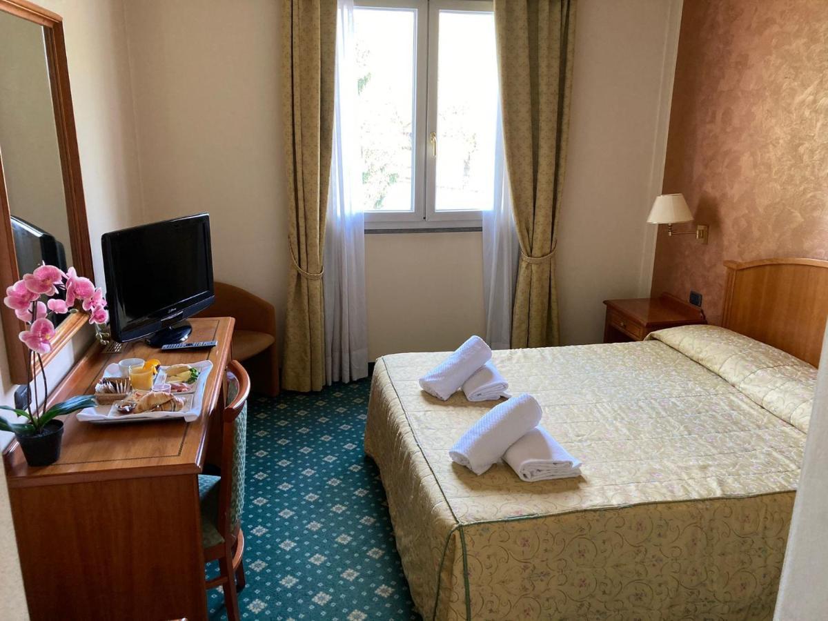 Hotel Visconti Melzo Eksteriør billede