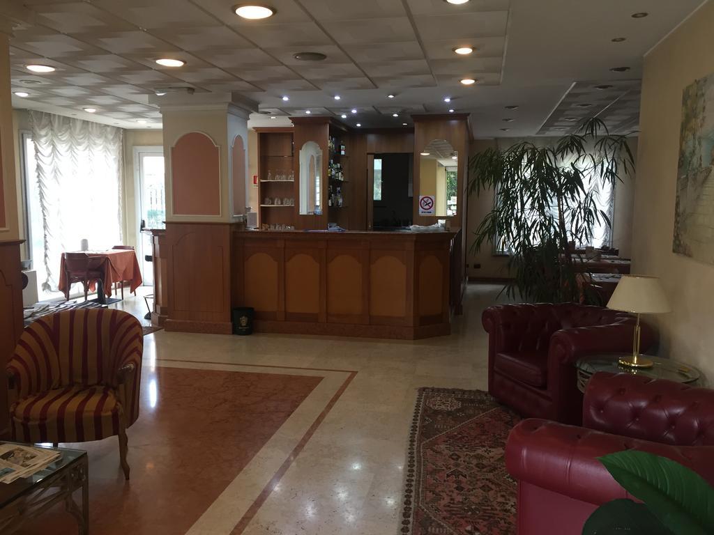 Hotel Visconti Melzo Eksteriør billede