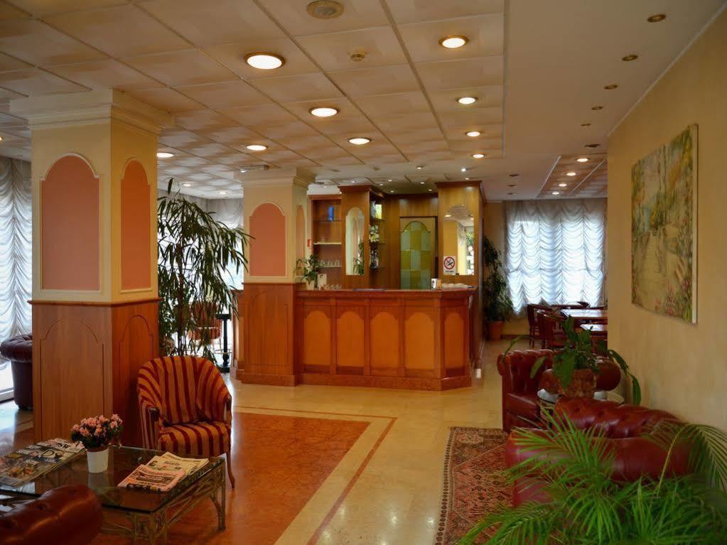 Hotel Visconti Melzo Eksteriør billede